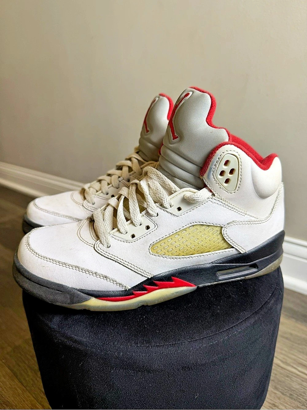 Jordan Air Jordan 5 Retro 'Fire Red' basketball youth Size 6